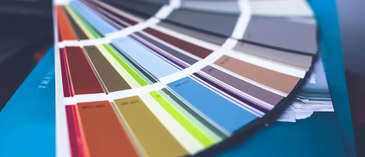 Farver der samler hjemmet: Sådan vælger og maler du den rette palette